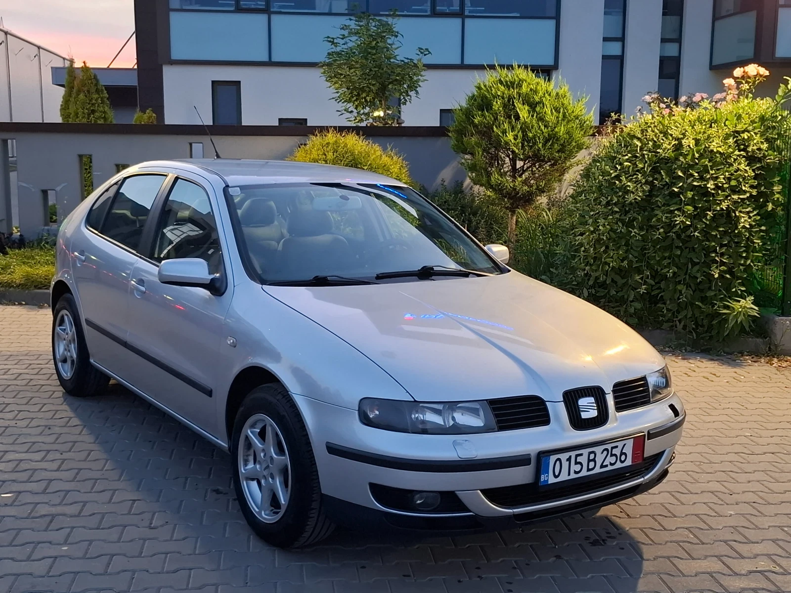 Seat Leon 1.9TDI* (90кс)* KLIMATRONIK* НОВ ВНОС* , снимка 9 - Автомобили и джипове - 54991484