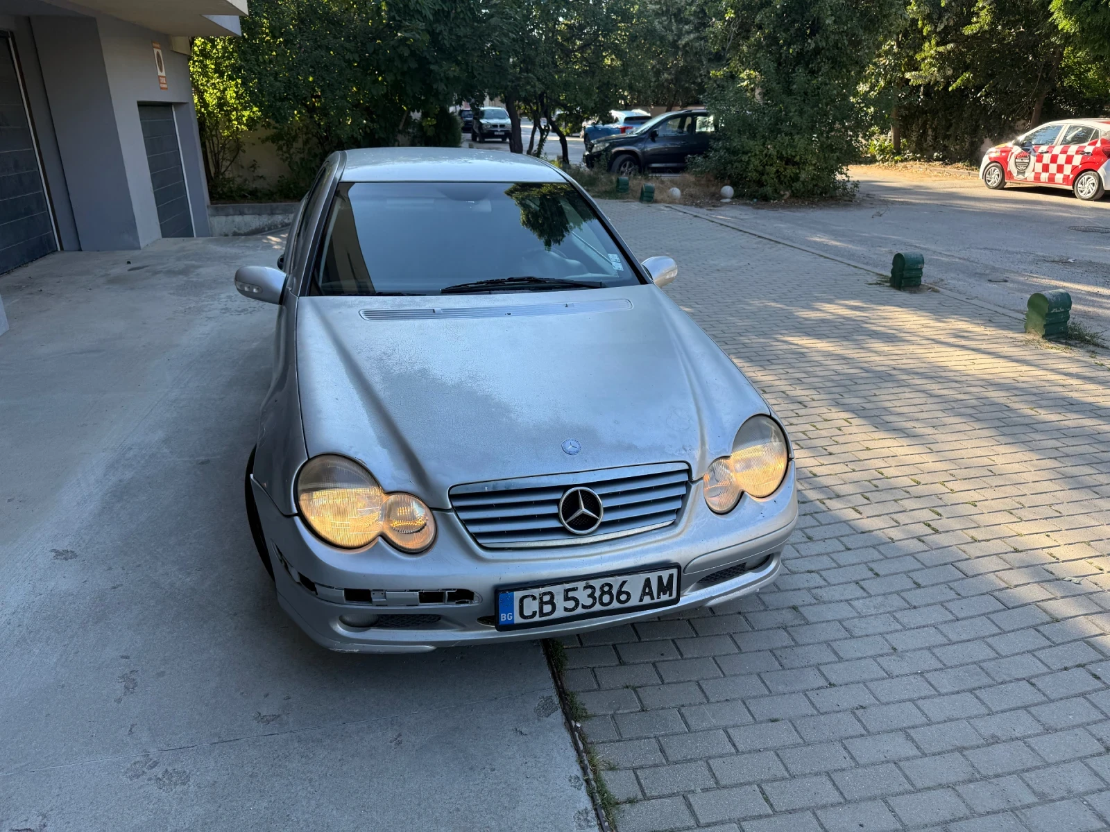 Mercedes-Benz C 220, снимка 2 - Автомобили и джипове - 55243634
