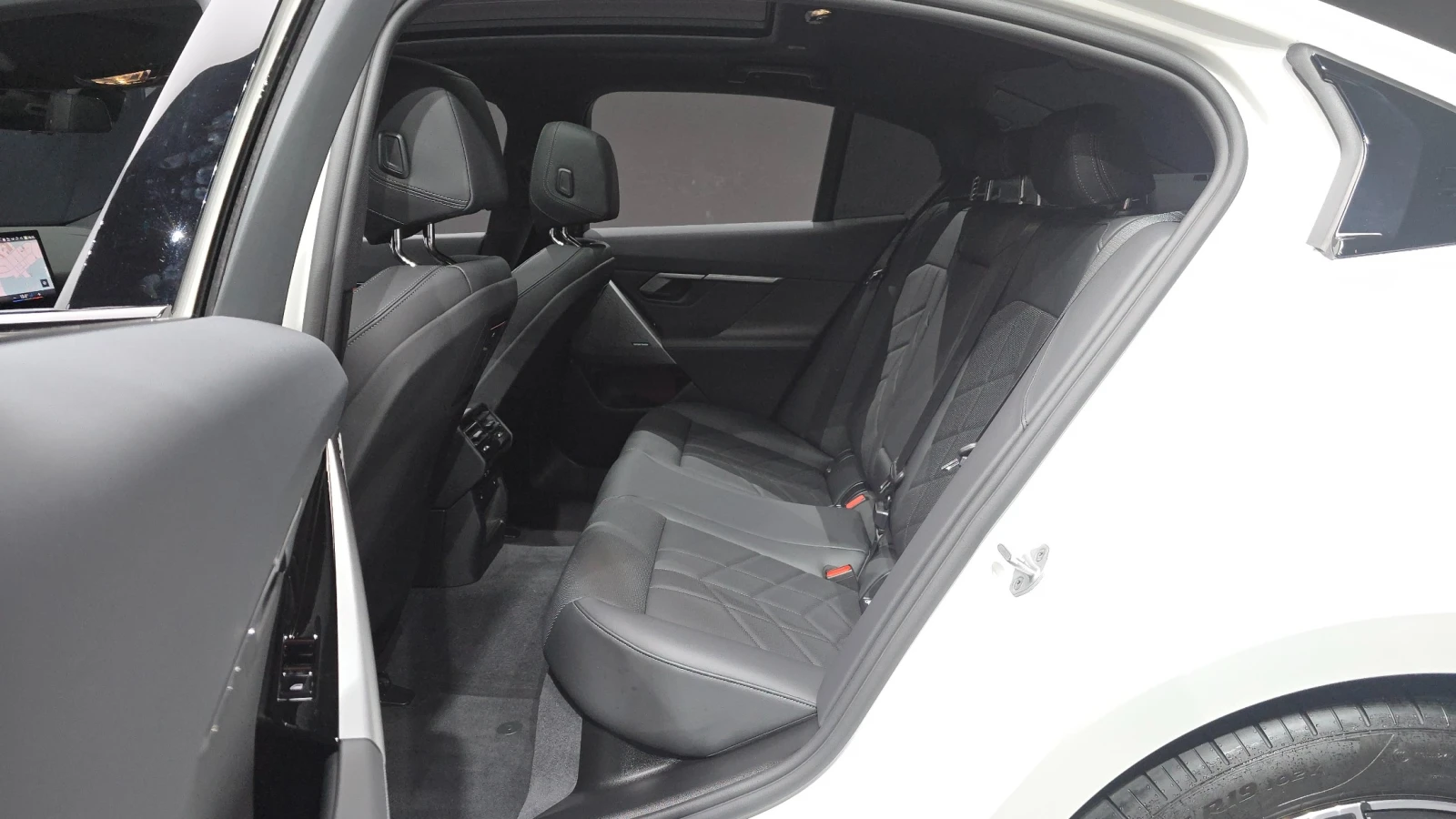 BMW 523 D| HAR/KAR| HUD| 360| PANO| 2 ����� | Mobile.bg � ����������� 16