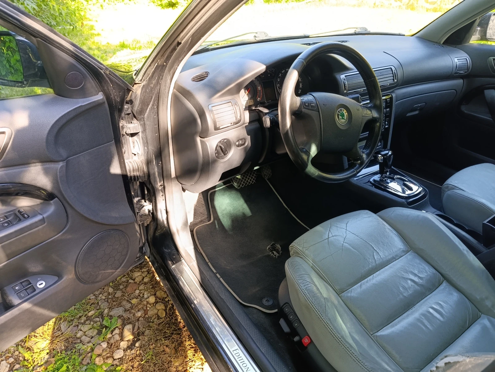 Skoda Superb, снимка 17 - Автомобили и джипове - 55365032