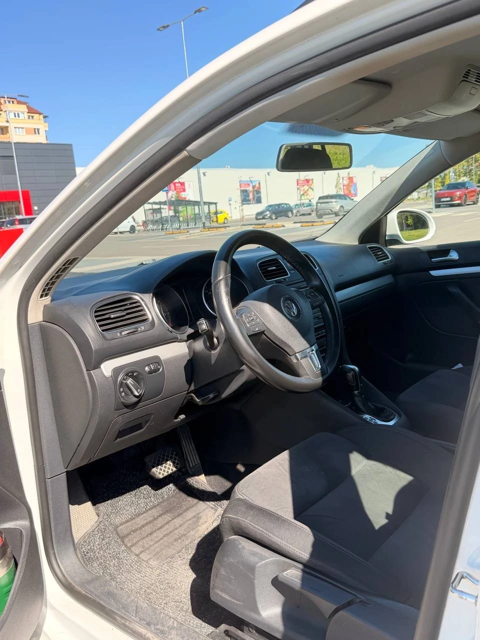 VW Golf, снимка 7 - Автомобили и джипове - 56035047