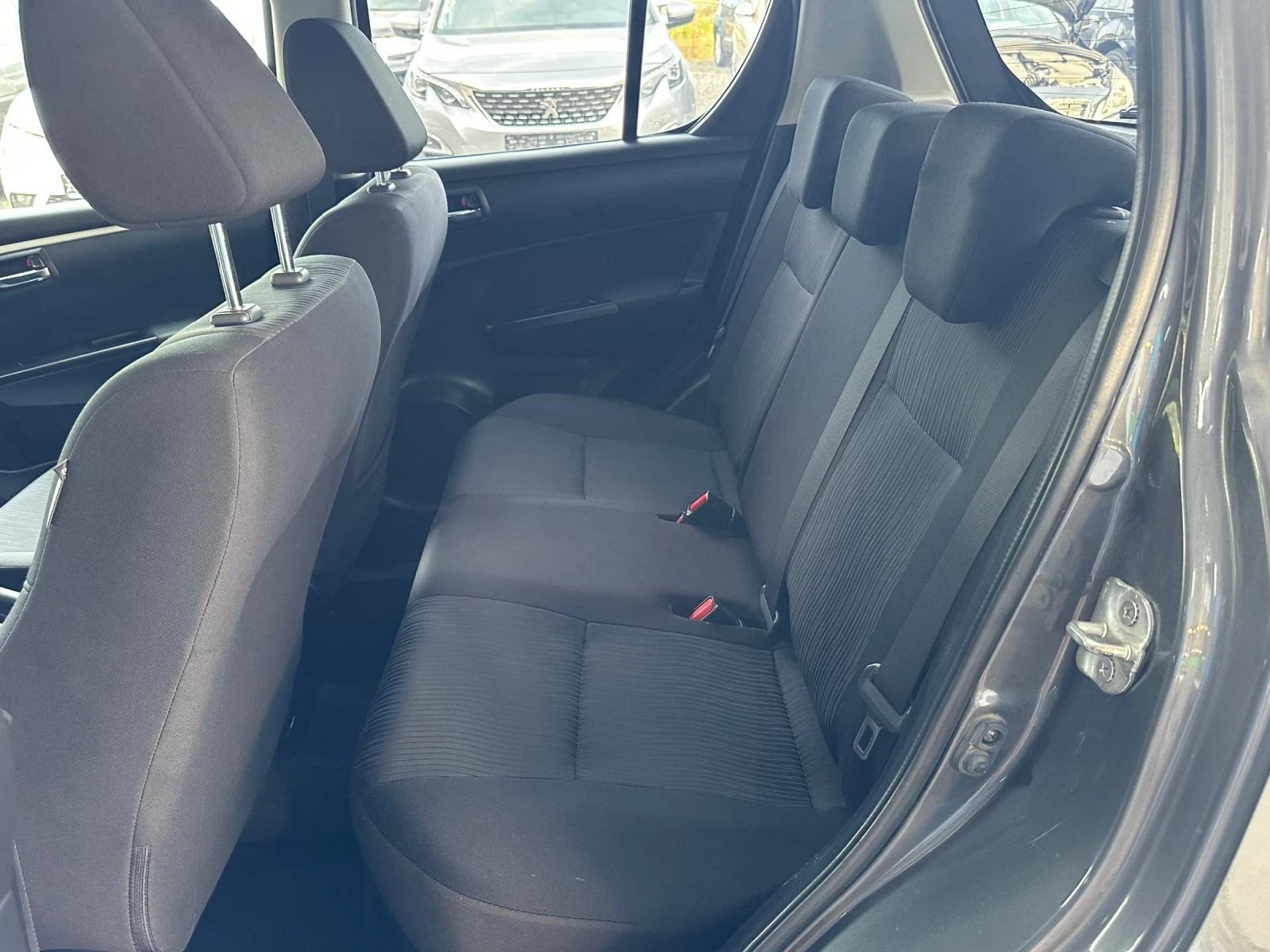 Suzuki Swift 1.2VVT-4x4-FACELIFT-���-������-����� | Mobile.bg � ����������� 12