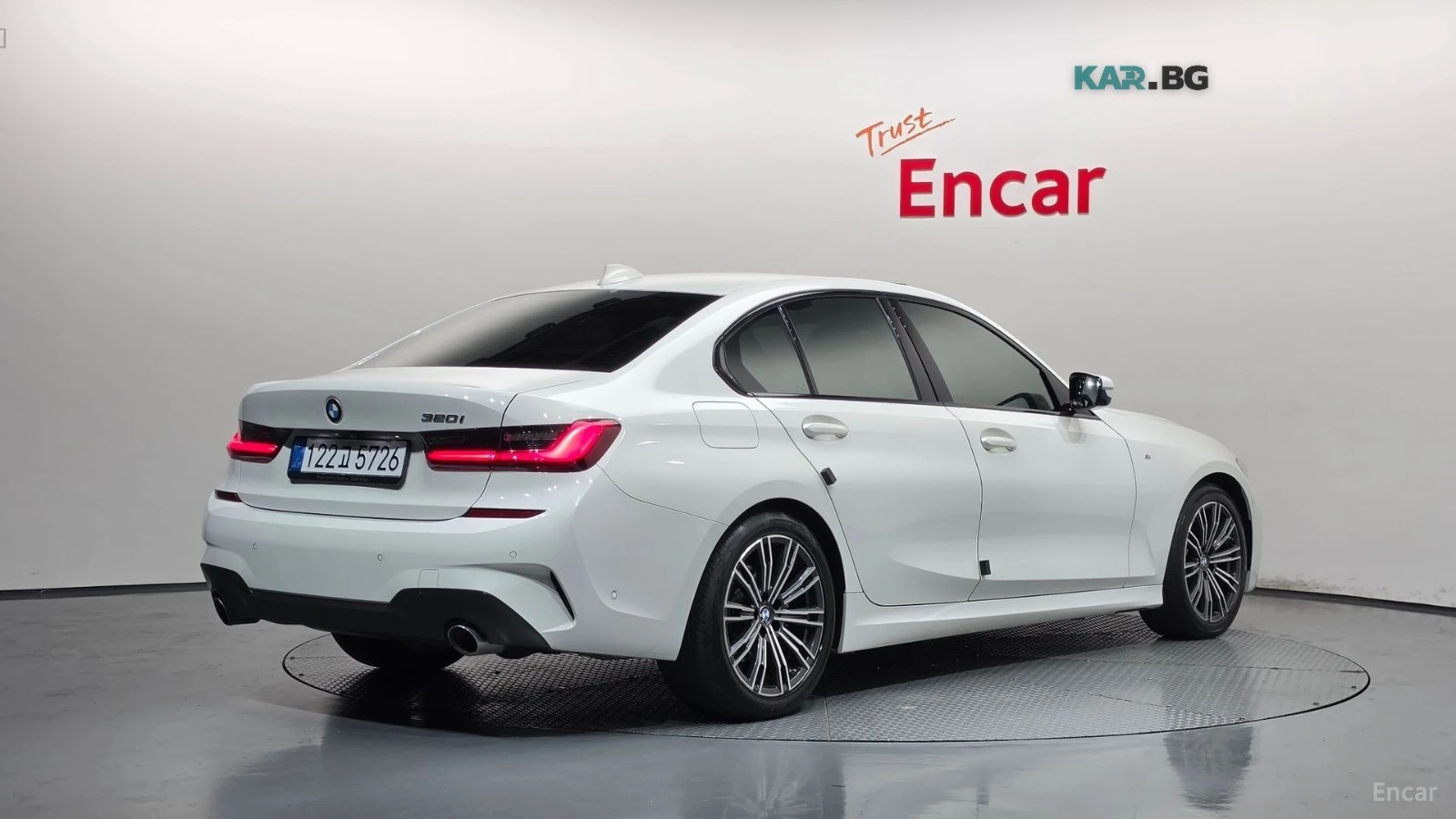 BMW 320 M SPORT* HUD* 360* КОЖА* НАВИ* ПАНО, снимка 2 - Автомобили и джипове - 56237684
