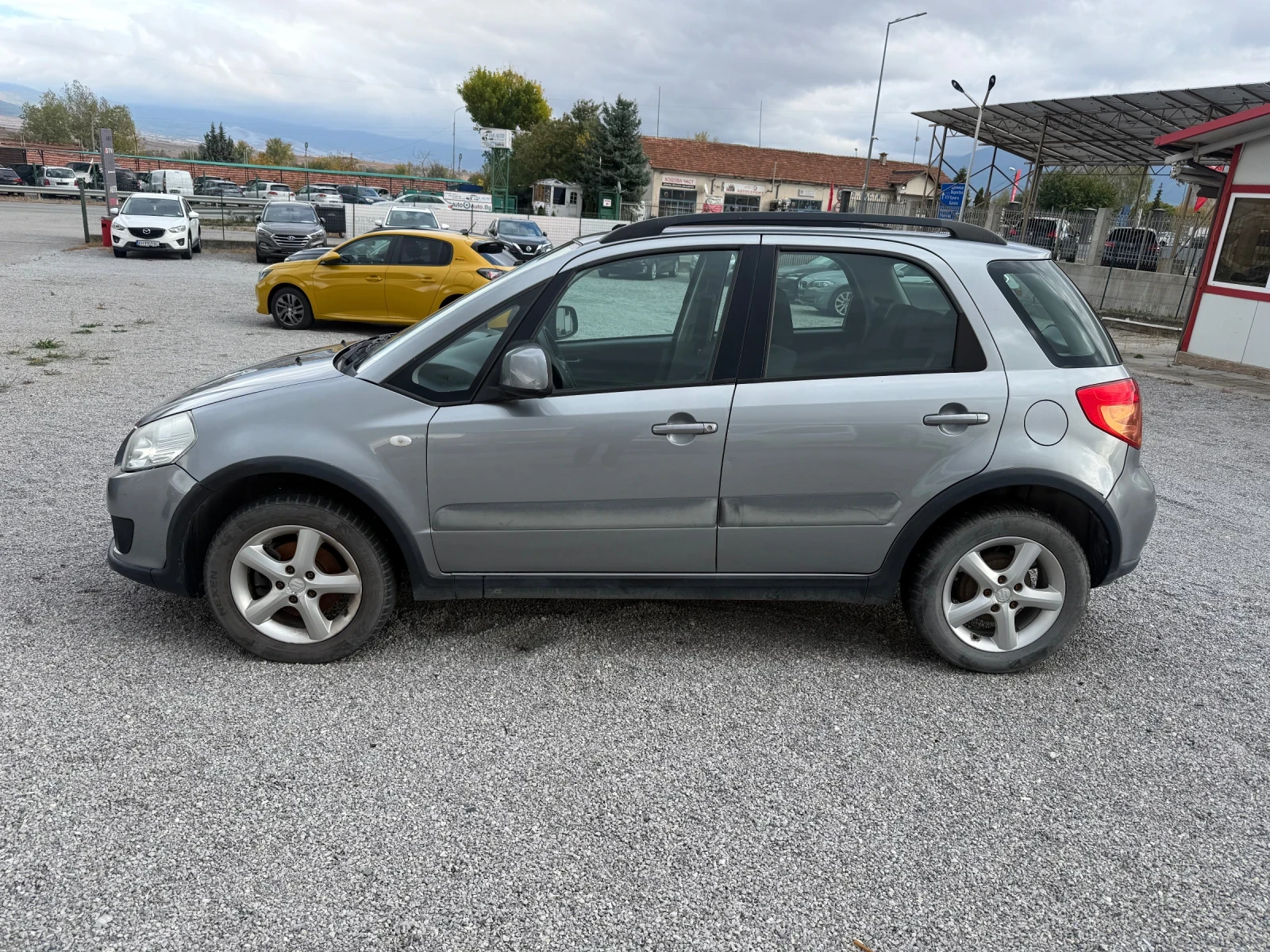 Suzuki SX4, снимка 2 - Автомобили и джипове - 56505113