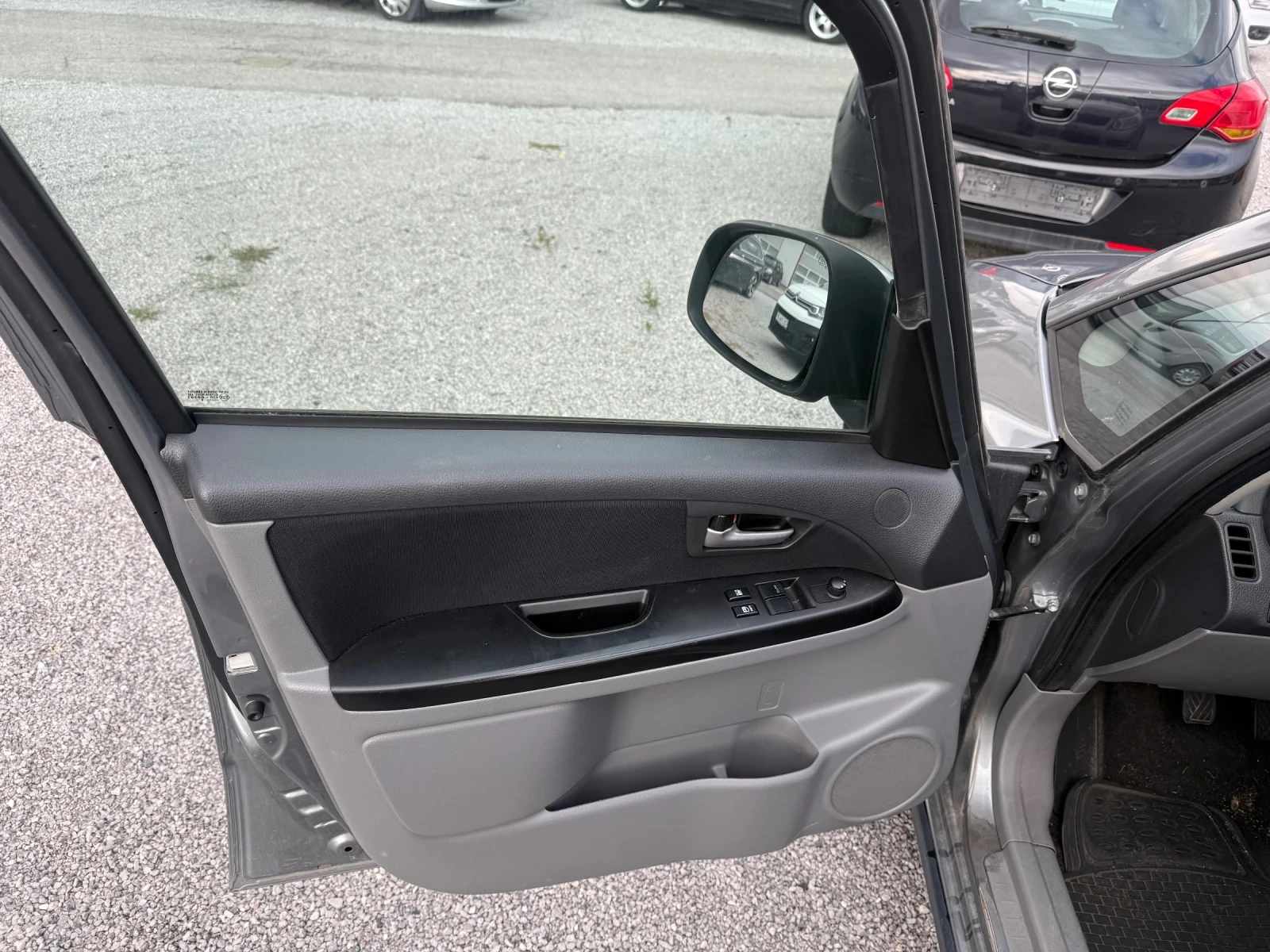 Suzuki SX4, снимка 15 - Автомобили и джипове - 56505113