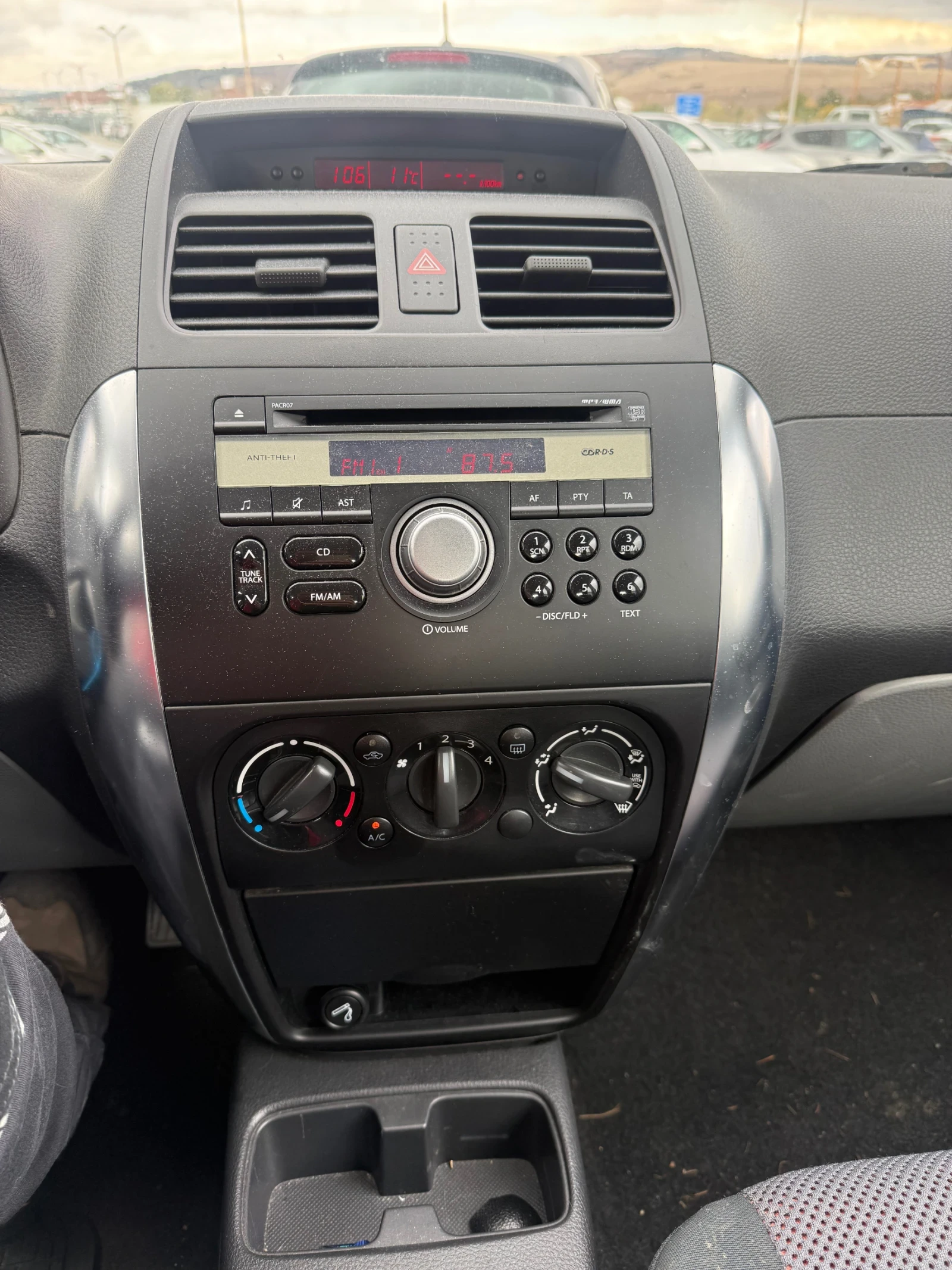 Suzuki SX4, снимка 11 - Автомобили и джипове - 56505113