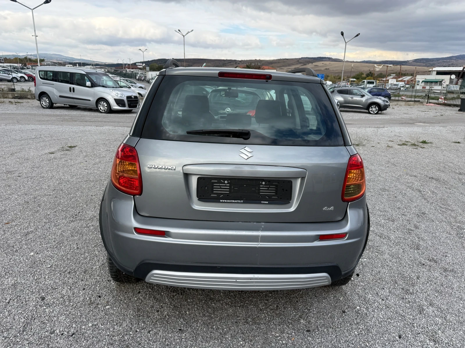 Suzuki SX4, снимка 4 - Автомобили и джипове - 56505113