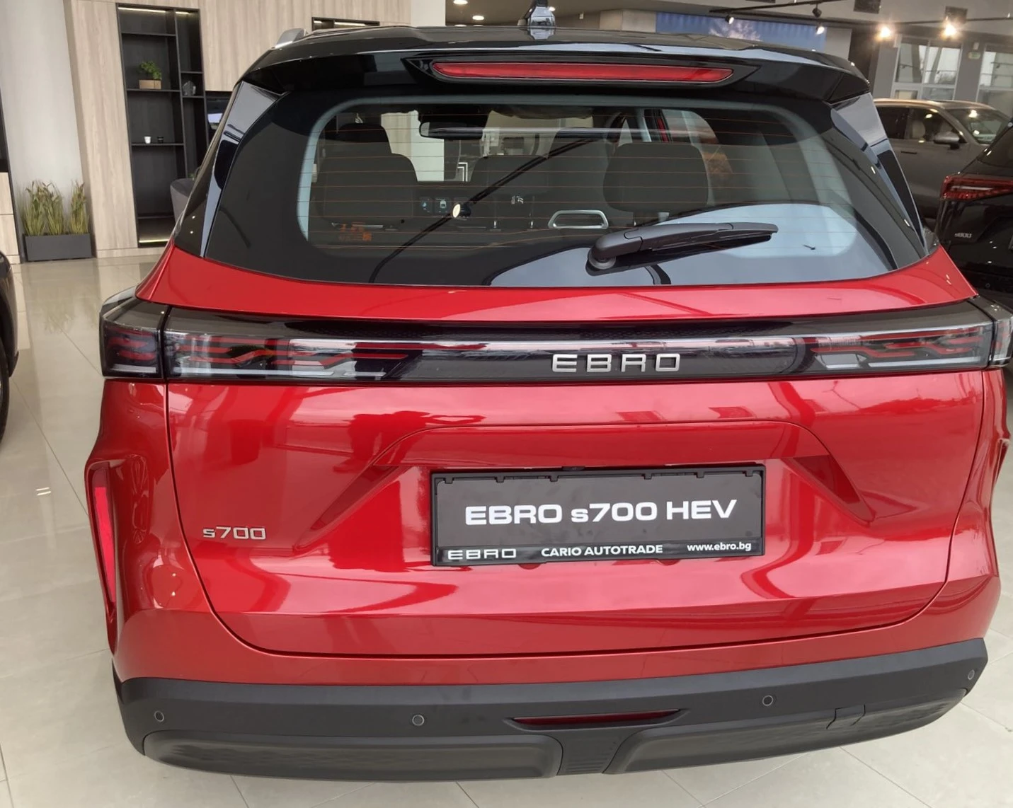 EBRO s700 HEV Comfort, снимка 5 - Автомобили и джипове - 56652807
