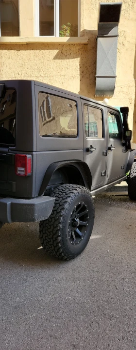 Jeep Wrangler Rubicon  | Mobile.bg    17