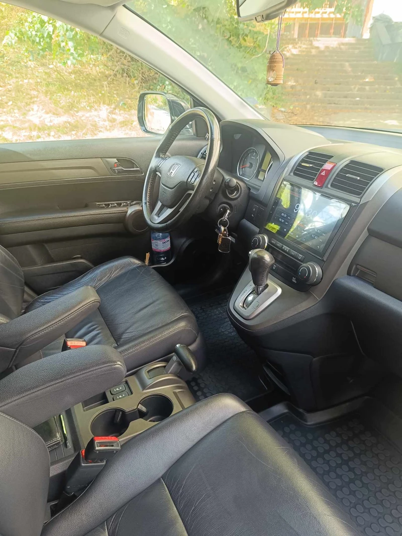 Honda Cr-v 2.2 ДИЗЕЛ камера/нави/авт, снимка 14 - Автомобили и джипове - 47386605