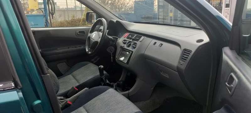 Honda Hr-v 4х4 vtec, снимка 7 - Автомобили и джипове - 48258124