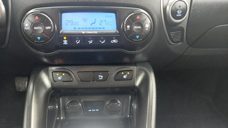 Hyundai IX35 1.7FACE FULL EKSTRI, снимка 13 - Автомобили и джипове - 48896397