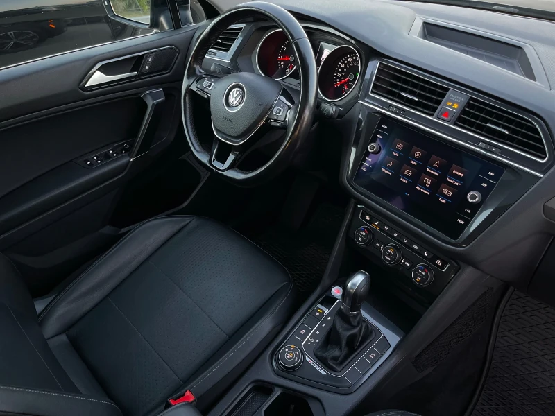 VW Tiguan 4x4, снимка 10 - Автомобили и джипове - 51758383