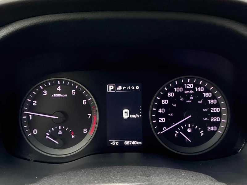 Hyundai Tucson * Limited * CARFAX * БЕЗ ПЪРВОНАЧАЛНА ВНОСКА, снимка 8 - Автомобили и джипове - 52867939