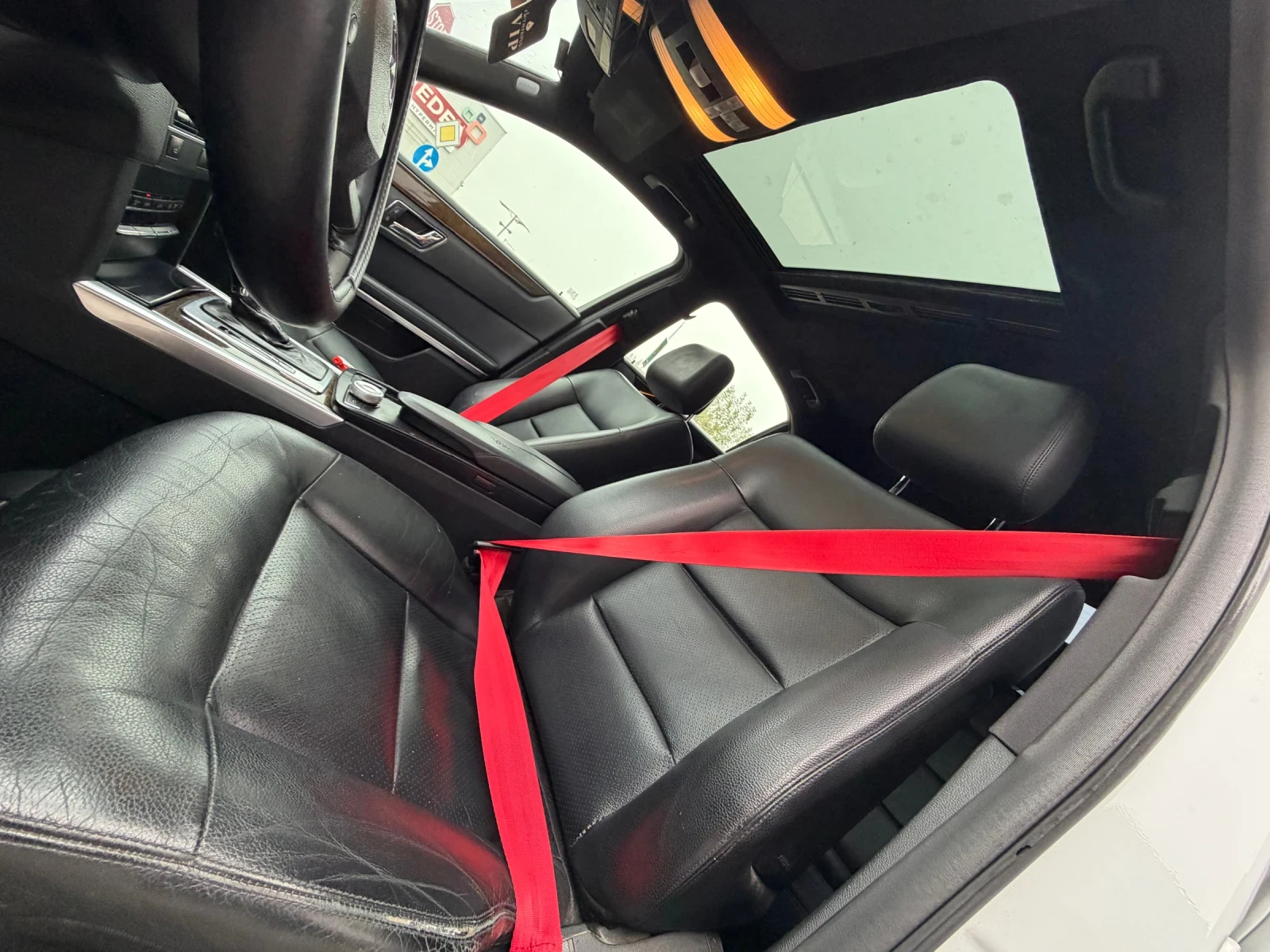 Mercedes-Benz E 220 Алкантара* Кожа* Подгрев, снимка 1