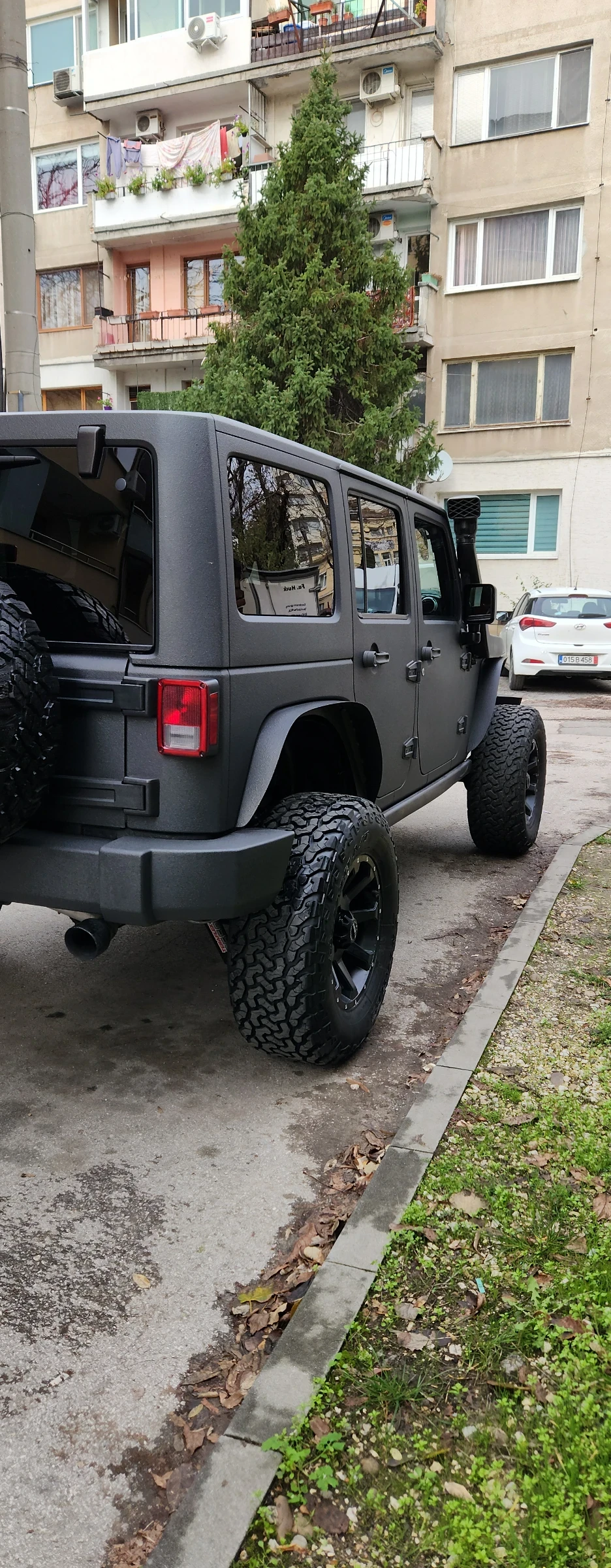 Jeep Wrangler Rubicon  - изображение 7