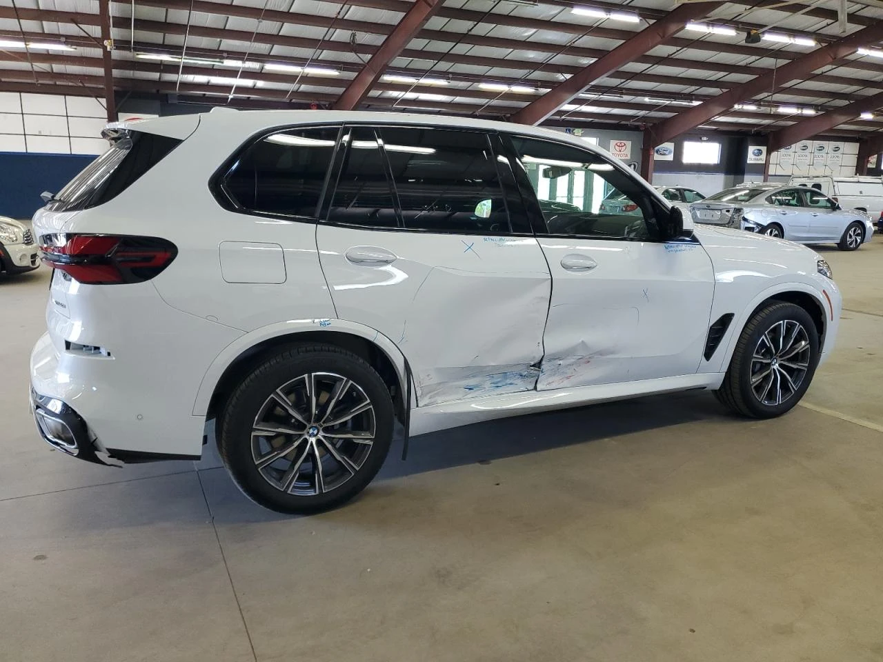 BMW X5 XDRIVE40I - изображение 3