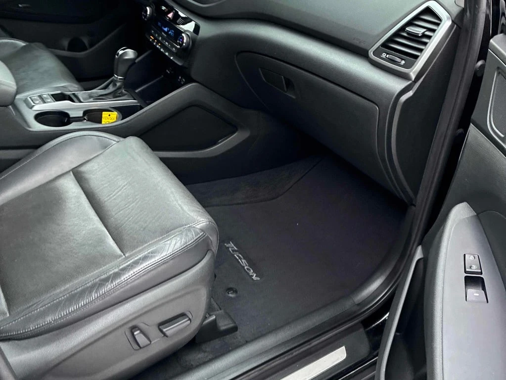 Hyundai Tucson * Limited * CARFAX * ��� ������������ ������ | Mobile.bg � ����������� 12