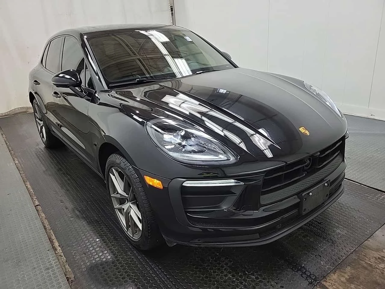 Porsche Macan AWD/Дистроник/Червена кожа/Обдух/Подгрев/Панорама - изображение 2