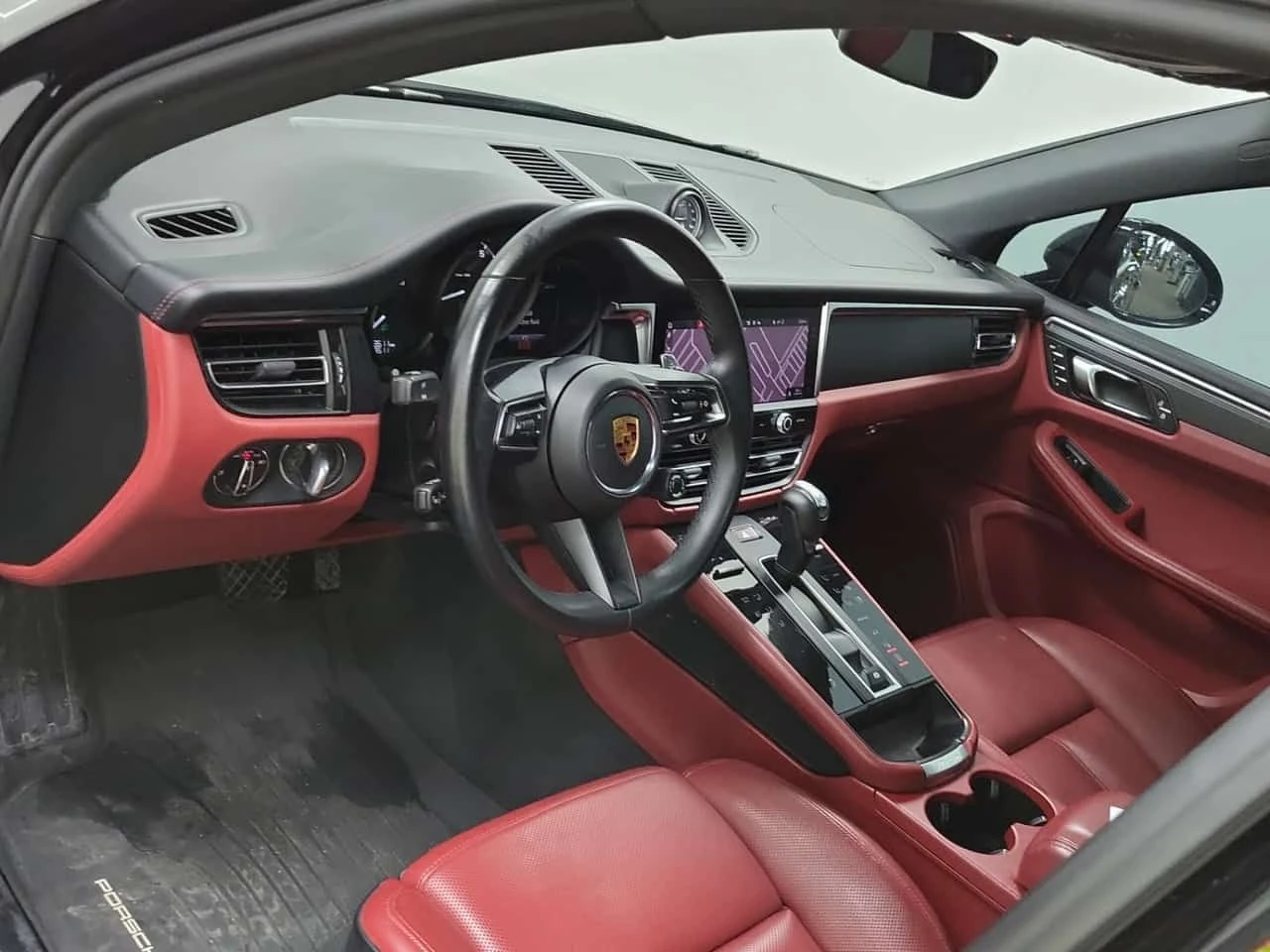 Porsche Macan AWD/Дистроник/Червена кожа/Обдух/Подгрев/Панорама - изображение 10