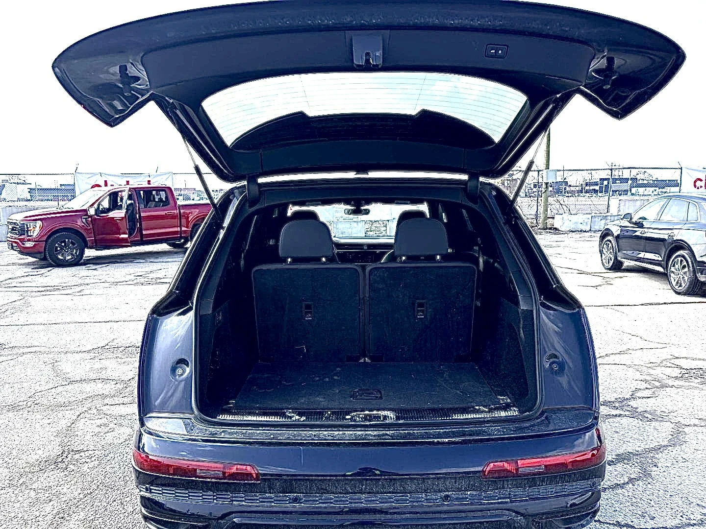 Audi Q7 3.0 TFSI, 340hp, S-line, full digital, Distronic, , снимка 15 - Автомобили и джипове - 53831388