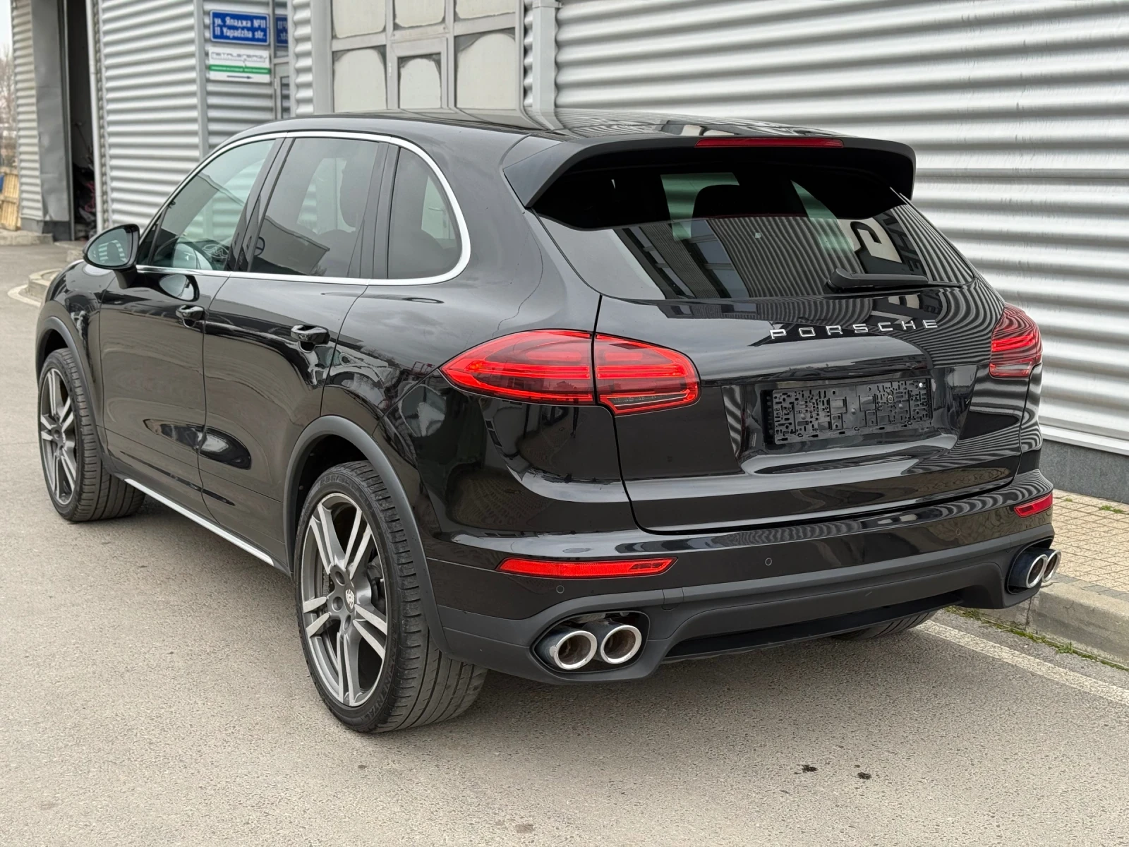 Porsche Cayenne Facelift+ Led+ 3.0TDI V6+ 4x4+ Подгрев, снимка 3 - Автомобили и джипове - 53884911