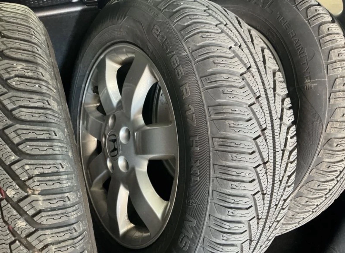Honda Cr-v 2.4 i-VTEC Exclusive Edition 4x4 Сервизна история!, снимка 13 - Автомобили и джипове - 54394626