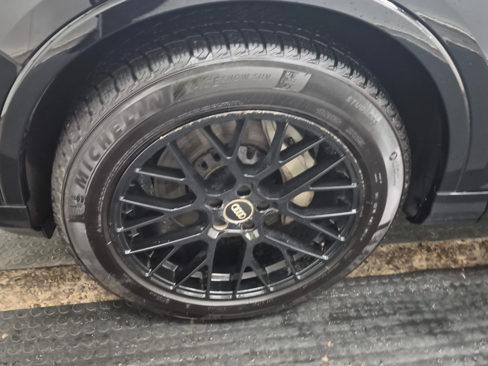 Audi Q7 Progressiv 55 TFSI quattro, снимка 8 - Автомобили и джипове - 54451533