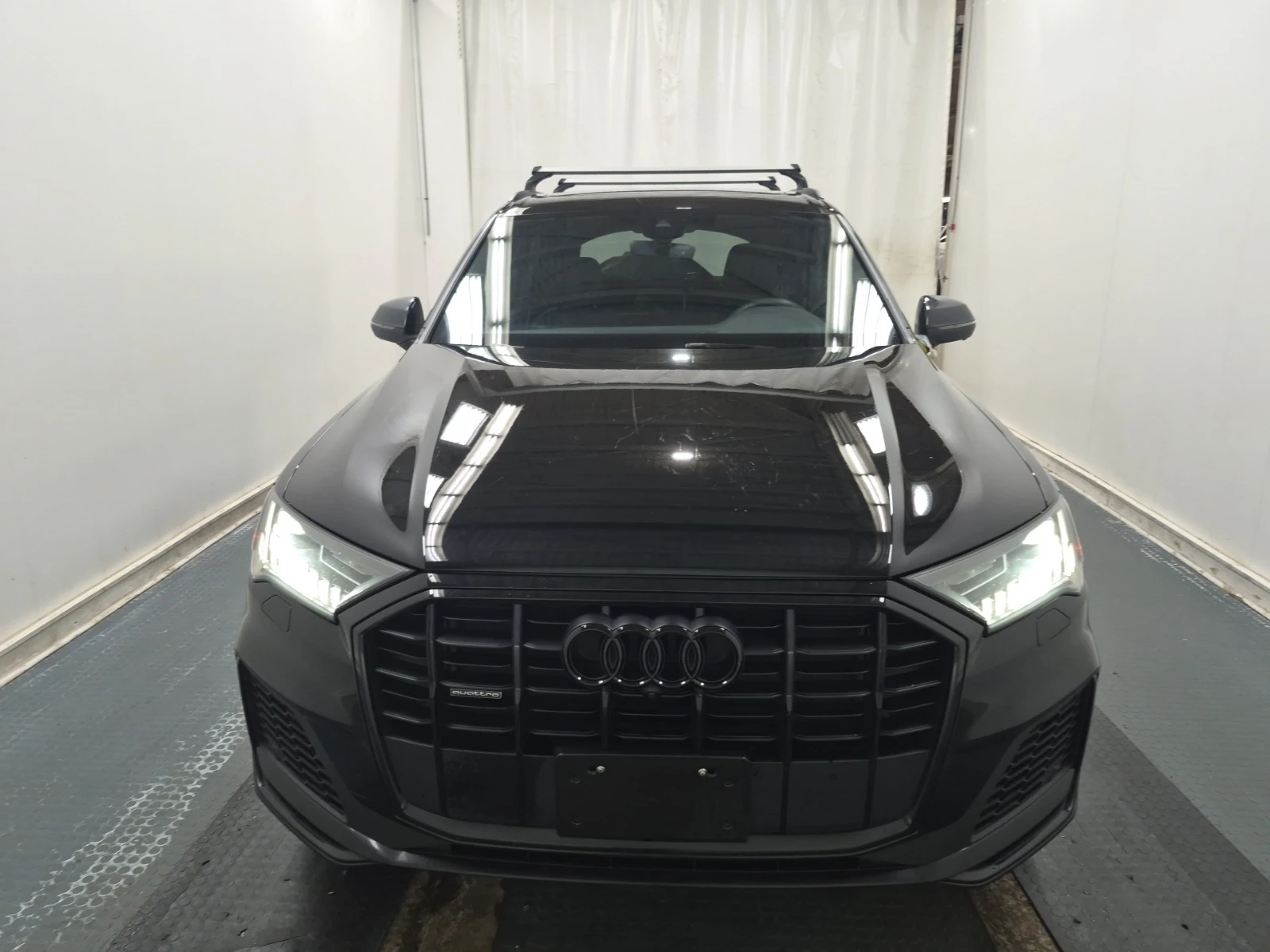 Audi Q7 Progressiv 55 TFSI quattro, снимка 3 - Автомобили и джипове - 54451533