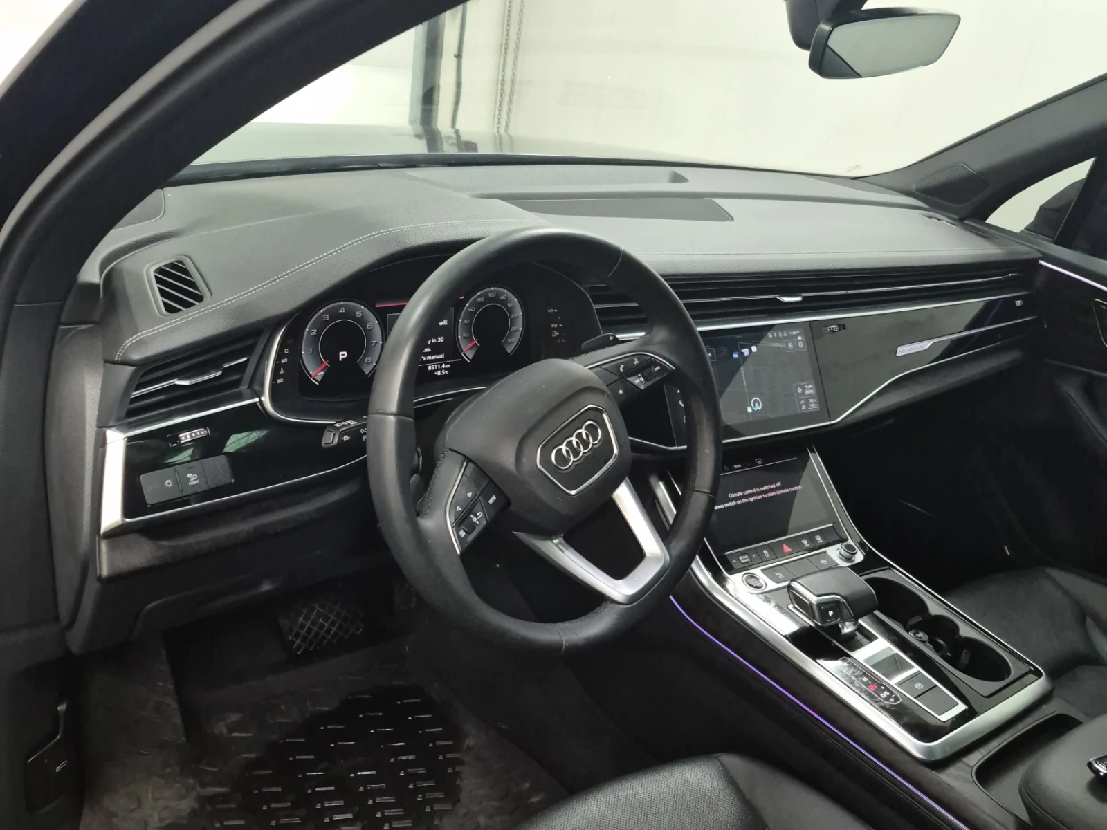 Audi Q7 Progressiv 55 TFSI quattro, снимка 12 - Автомобили и джипове - 54451533