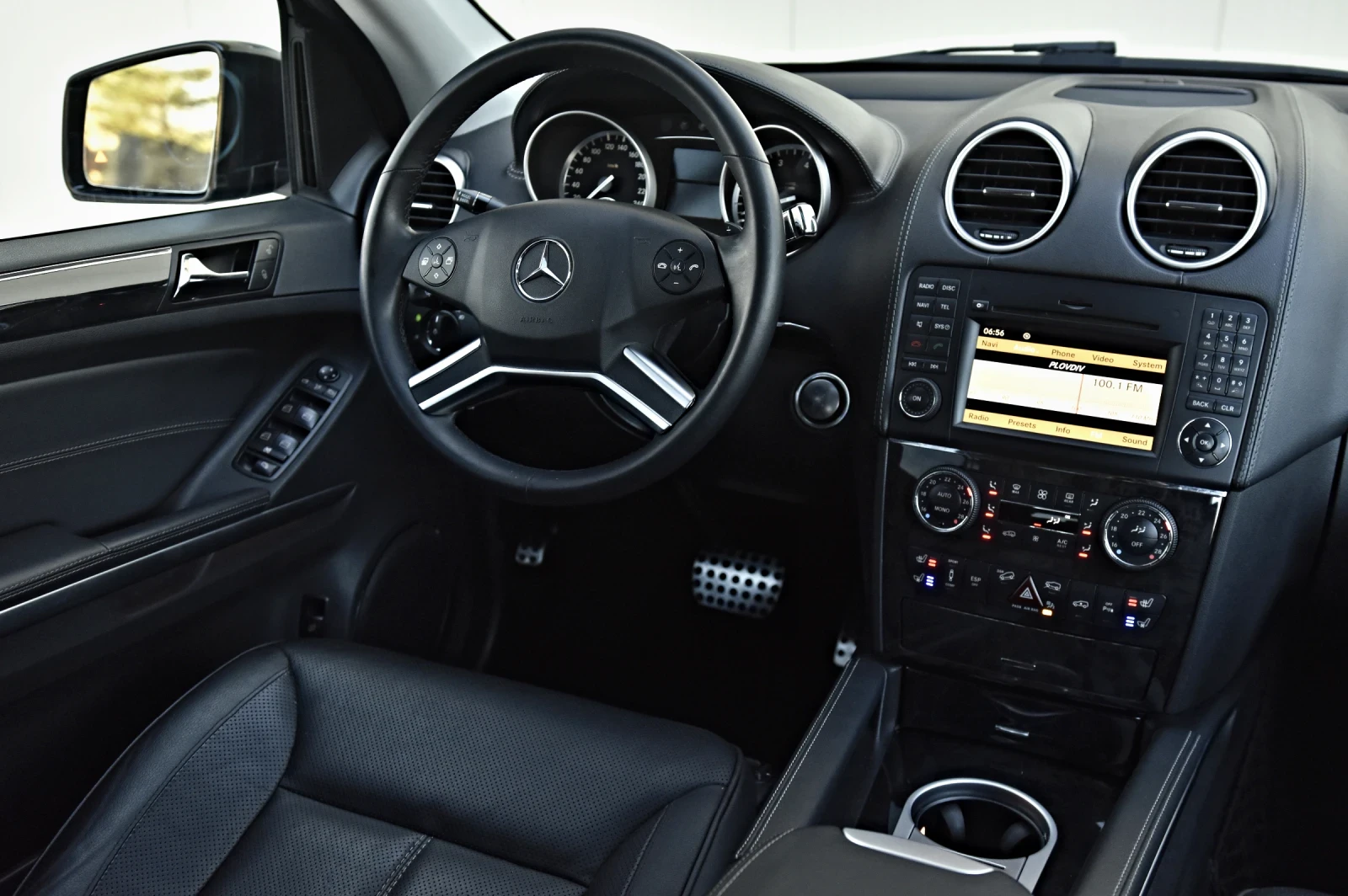 Mercedes-Benz GL 500 Grand edition full maxx, снимка 13 - Автомобили и джипове - 54650465