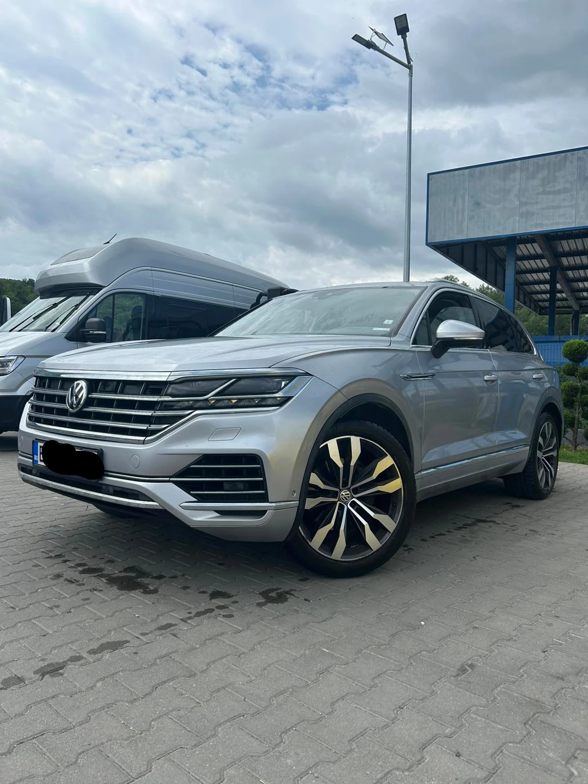 VW Touareg 3.0 TDI V6, снимка 4 - Автомобили и джипове - 54808783