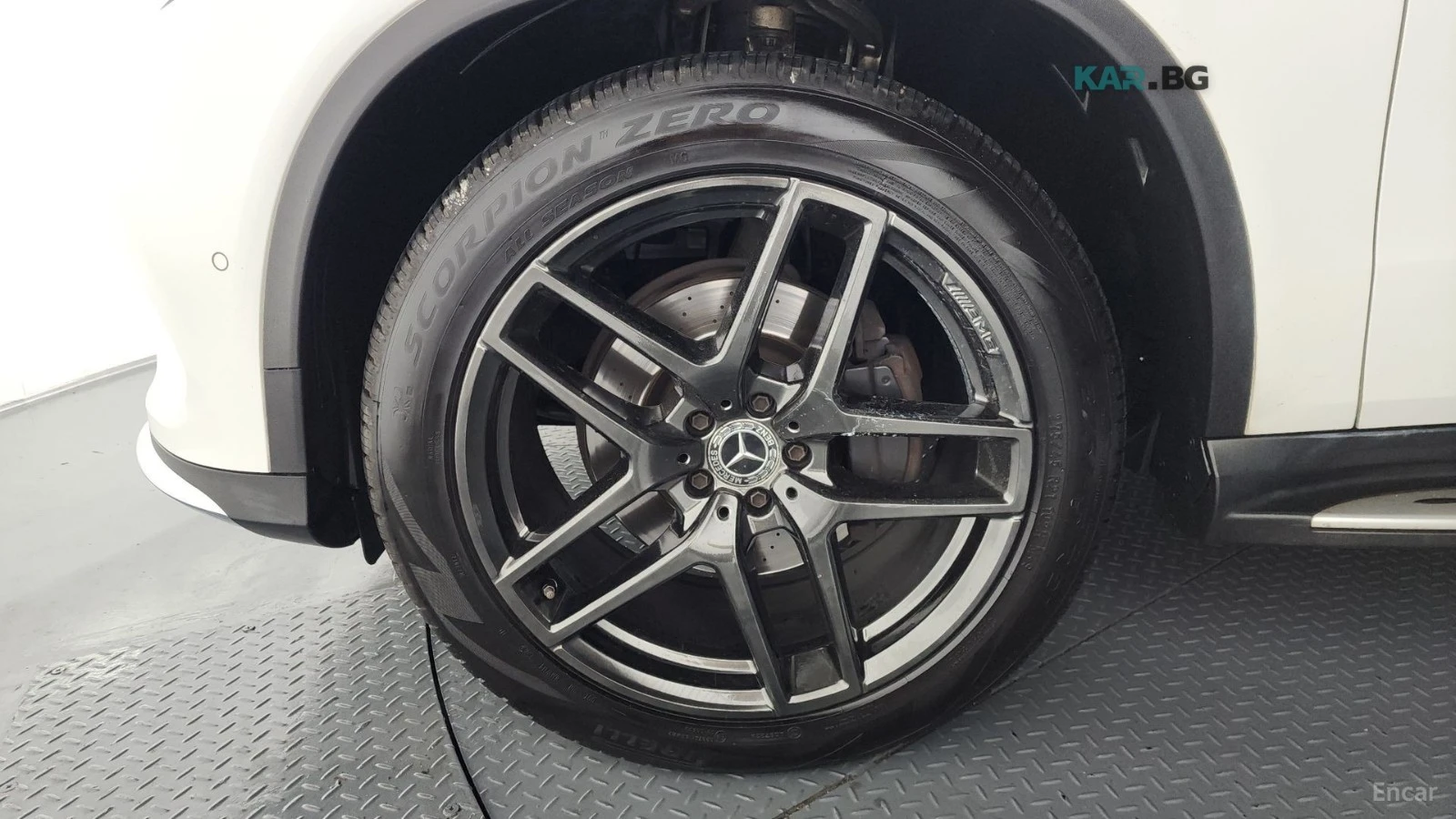 Mercedes-Benz GLE 350 d* 4MATIC* ПОДГРЕВ* 360* КАМЕРА* SUNROOF* , снимка 16 - Автомобили и джипове - 54934115