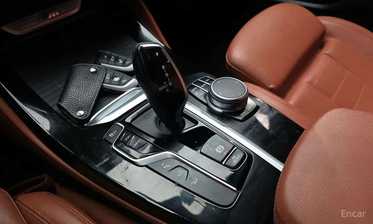 BMW X4 М ПАКЕТ/xDrive M40i/360/ХЕДЪП/ПАНО/ПОДГРЕВ/, снимка 9 - Автомобили и джипове - 55574526