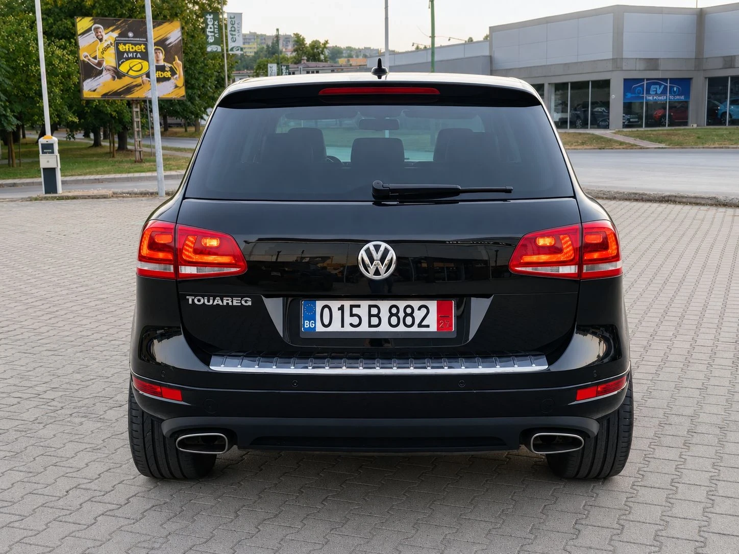 VW Touareg, снимка 5 - Автомобили и джипове - 55631522