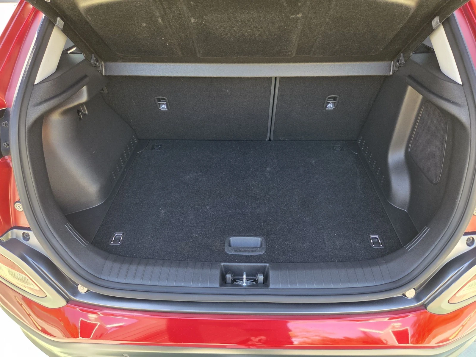 Hyundai Kona 64kW, снимка 13 - Автомобили и джипове - 55890691