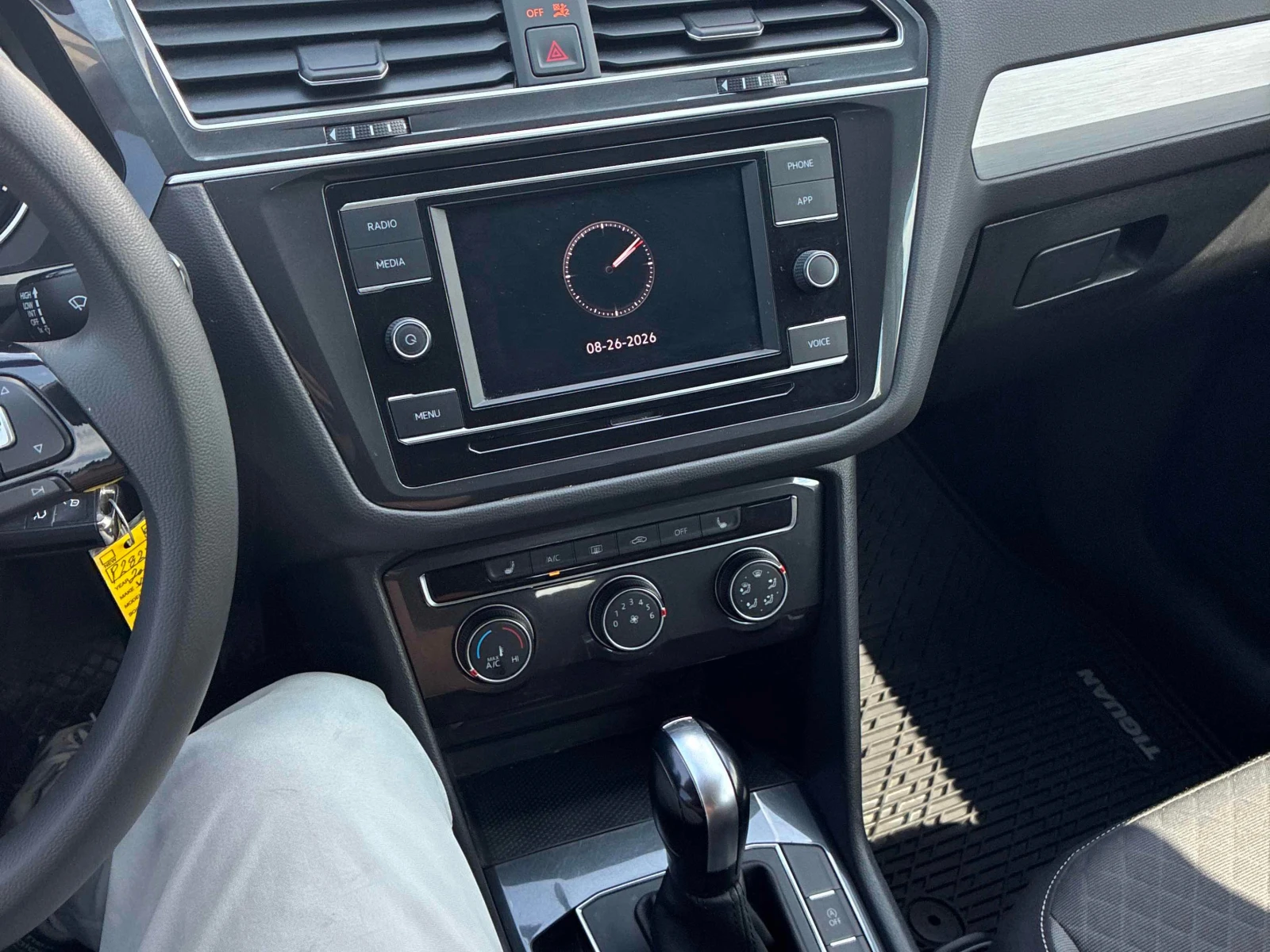 VW Tiguan / АВТОКРЕДИТ БЕЗ ПЪРВОНАЧАЛНА ВНОСКА /, снимка 9 - Автомобили и джипове - 56130635