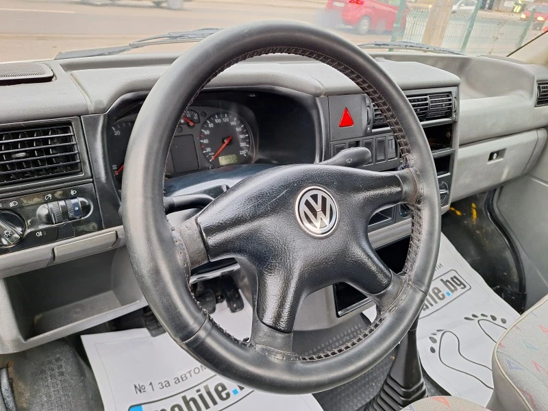 VW Transporter 2.5 tdi 102ks bordovi!, снимка 12 - Бусове и автобуси - 43674419