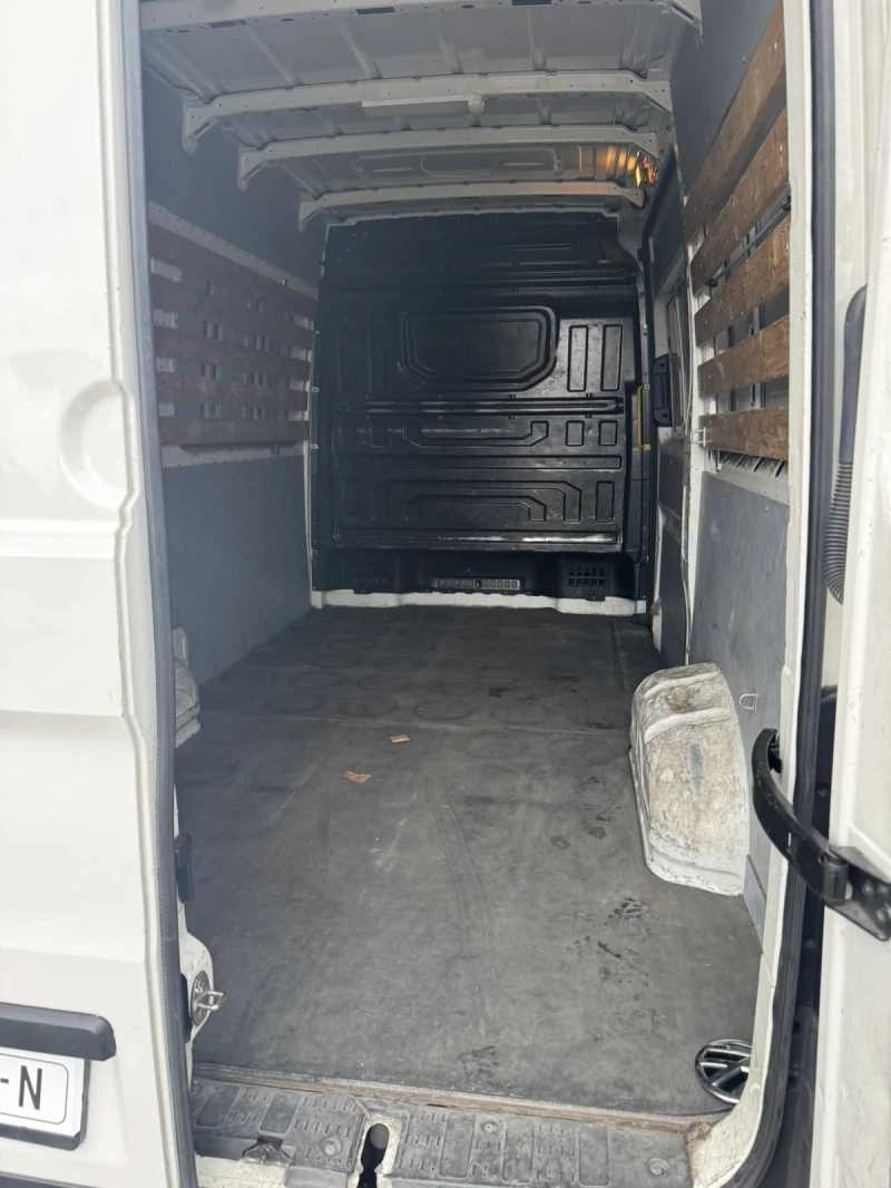 VW Crafter 2.0 TDI/Клима, снимка 13 - Бусове и автобуси - 53269551