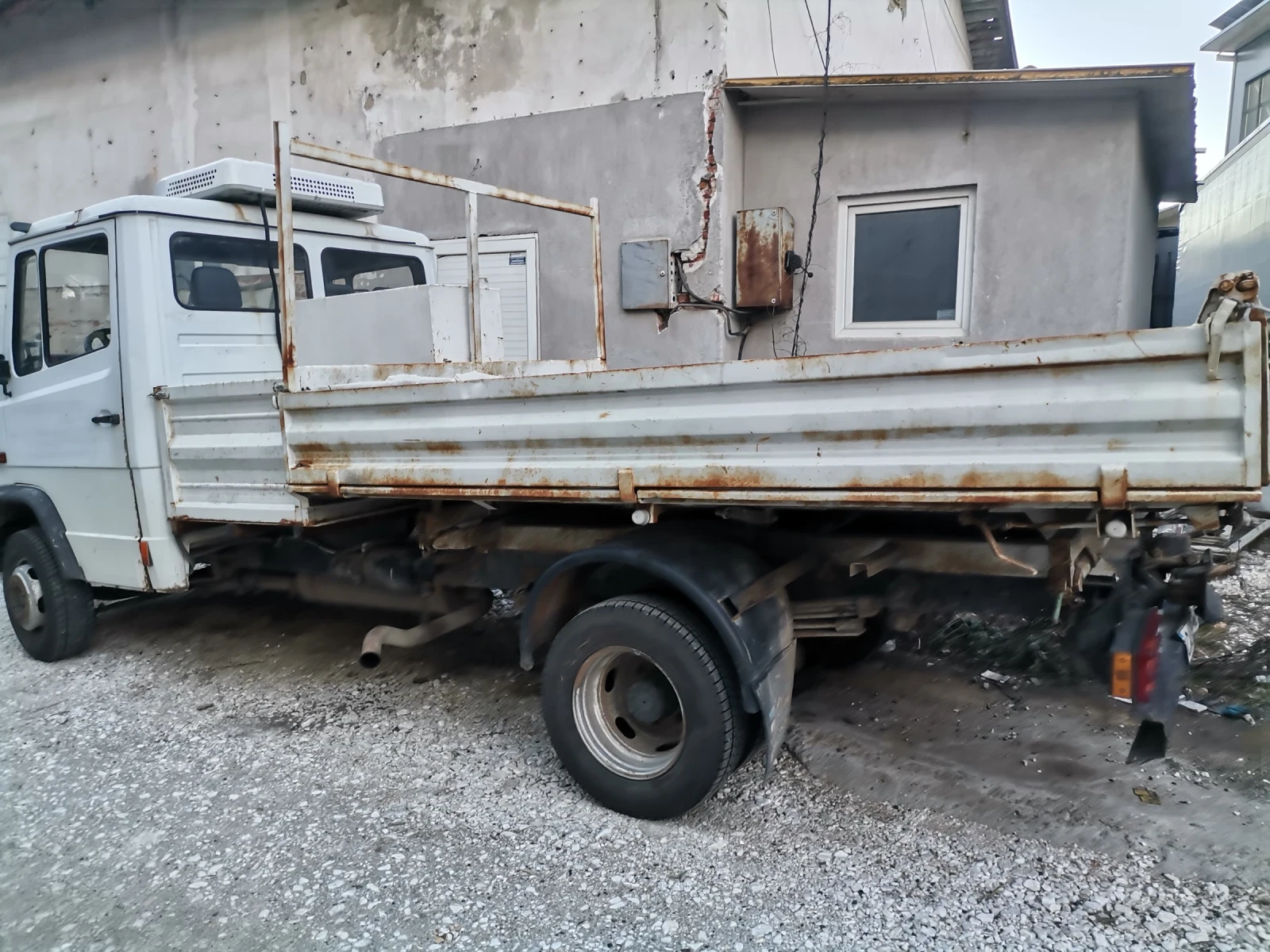 Mercedes-Benz 612 VARIO - изображение 4