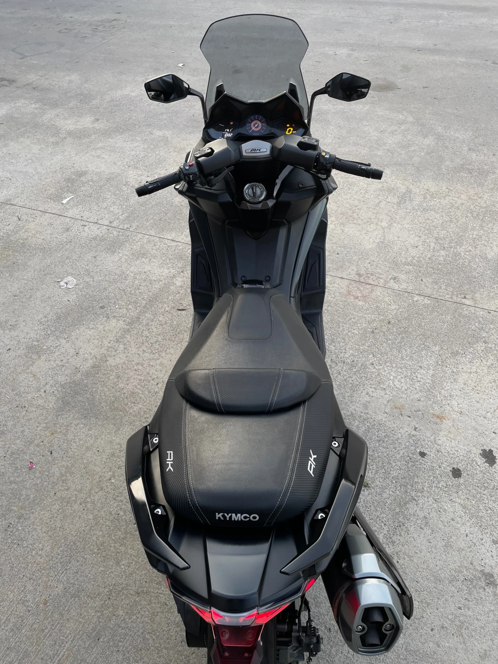 Kymco AK 550 Регистриран* Обслужен* Нови Гуми!, снимка 9 - Мотоциклети и мототехника - 54221192