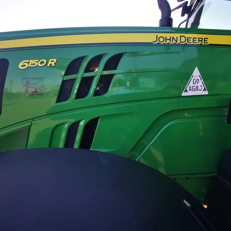 Трактор John Deere 6150R -2014г ЛИЗИНГ с 20% първоначална вноска , снимка 9 - Селскостопанска техника - 43596419