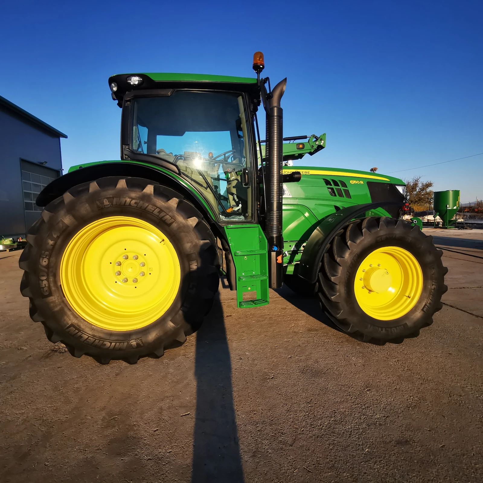 Трактор John Deere 6150R -2014г ЛИЗИНГ с 20% първоначална вноска  - изображение 4