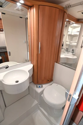 Кемпер HYMER / ERIBA Van 512, снимка 11