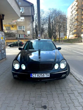 Mercedes-Benz E 220, снимка 2