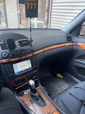 Mercedes-Benz E 220, снимка 8