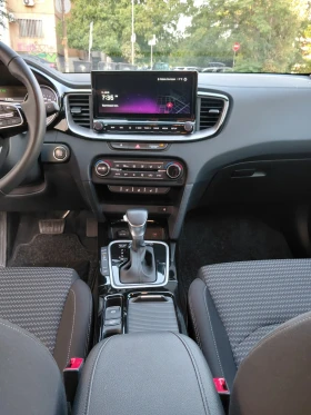 Kia Ceed Executive SW 1.5 Turbo, снимка 9