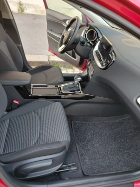 Kia Ceed Executive SW 1.5 Turbo, снимка 10