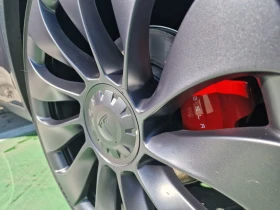 Tesla Model Y Performance, снимка 8