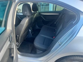 Skoda Octavia 1.5 TSI 7DSG - 28500 лв. / 14571.82 € - 95321927 5